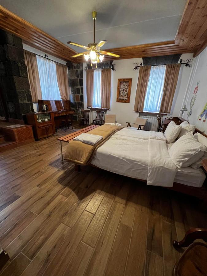 Hotel Kars 3*